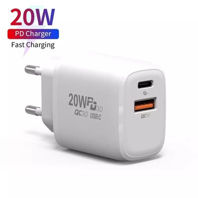 20W 빠른 충전 전원 소켓 A C 이동 충전기 휴대 전화 / 노트북 / 프로젝터